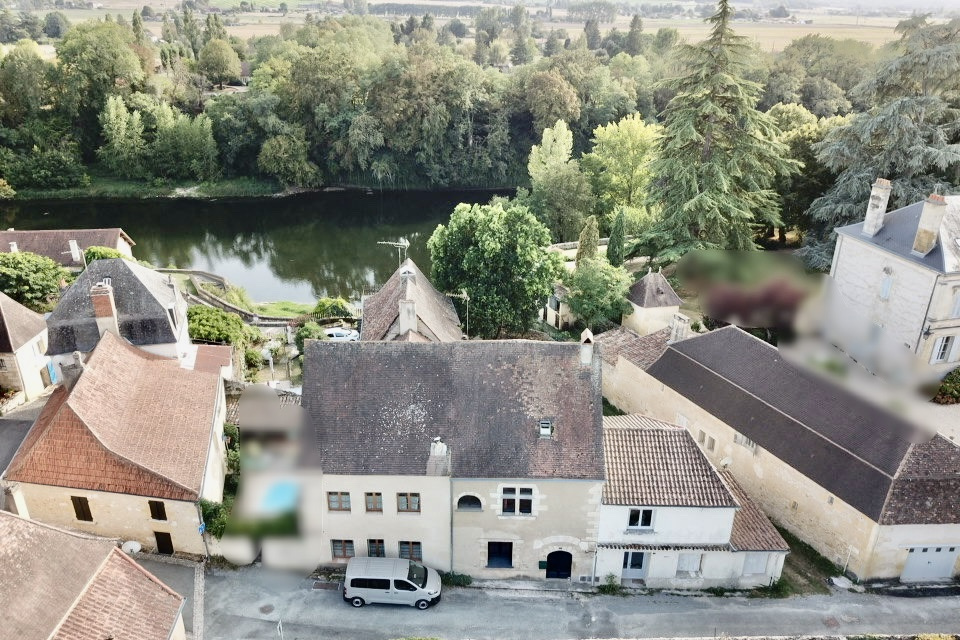 Maison 6 pièces au bord de la Dordogne